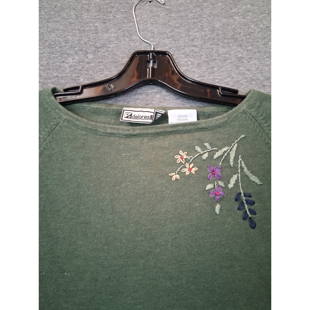 VTG Delores Bell Womens Sweater M Green Embroidered Floral Granny Cabin Cozy - Picture 2 of 10